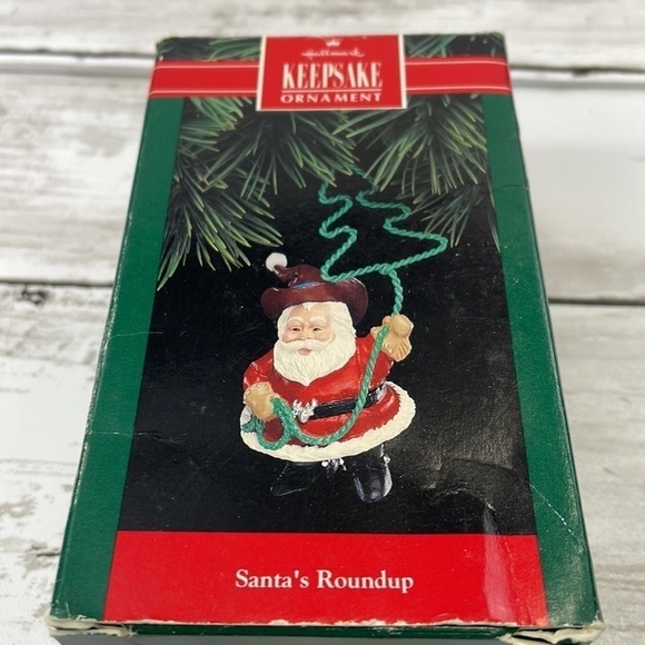 HALLMARK SANTA’S ROUNDUP Christmas ornament 1992 vintage - Picture 6 of 8